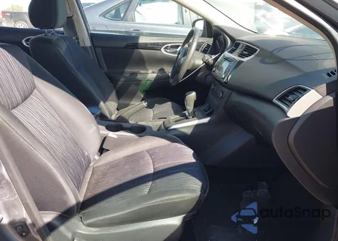 2017 Nissan Sentra Sv z USA, uszkodzony, nr VIN 3N1AB7AP8HY257804